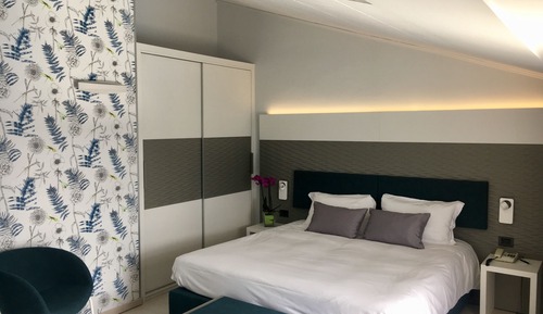 Habitación con 1 cama doble o 2 individuales (No Lift)