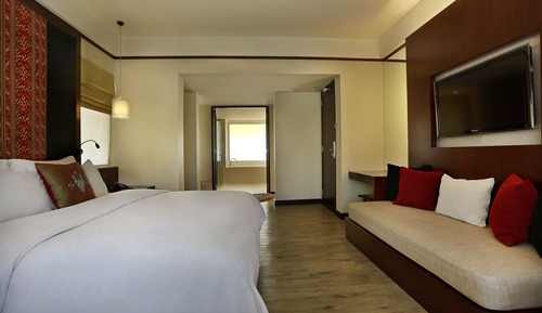 Habitación superior, 1 cama de matrimonio grande con sofá cama