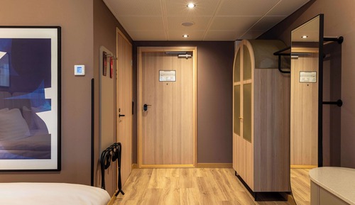 Habitación familiar (Three)