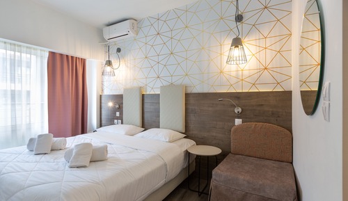 Premium Suite, Single Use