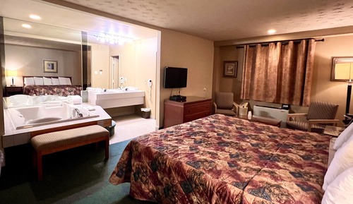 Suite junior, 1 cama de matrimonio grande, bañera de hidromasaje