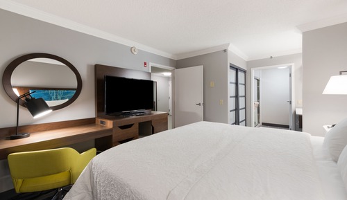 Suite, matrimon. grande, cocina, no fum.