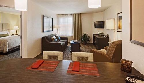 Suite, 1 cama de matrimonio, accesible para personas con discapacidad, no fumadores (Roll-In Shower)