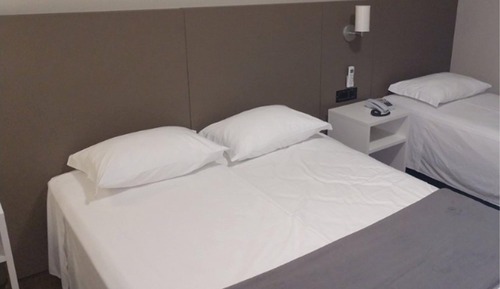 Habitación triple de lujo