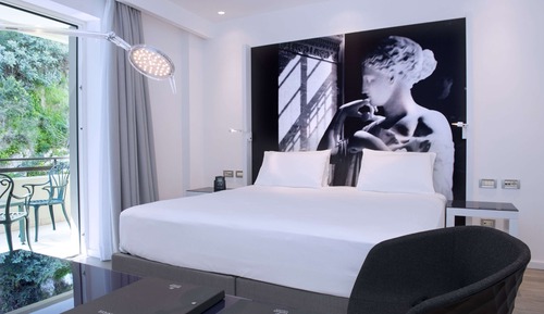 Superior Room, 1 King Bed