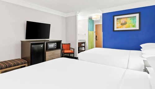 Habitación estándar, 2 camas de matrimonio, no fumadores, frigorífico y microondas