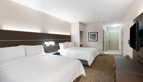 Habitación estándar, 2 camas de matrimonio (Mobility, Accessible Tub)