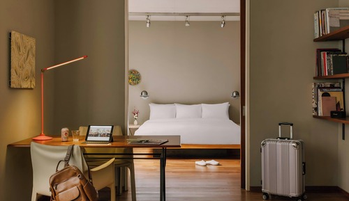 Suite, 1 cama de matrimonio grande con sofá cama, terraza