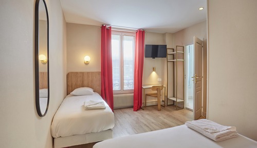 Habitación con 2 camas individuales