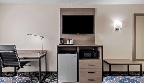 Habitación estándar, 2 camas dobles, no fumadores, frigorífico y microondas