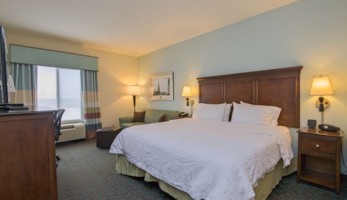 One King Bed, Non-Smoking