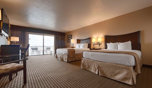 Habitación estándar, 2 camas de matrimonio, no fumadores (No View)