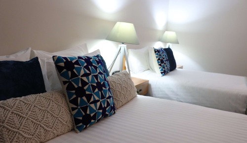 Habitación estándar, varias camas, no fumadores, balcón