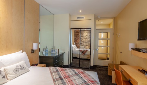 Habitación, 1 cama de matrimonio, planta baja