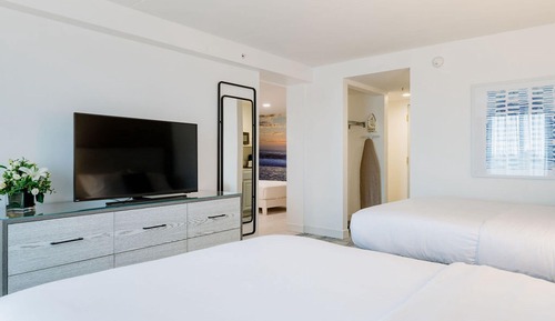 Habitación familiar con 2 camas individuales (2 Queens, and 2 Twin Beds)