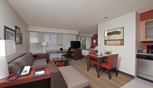 Estudio, 1 cama de matrimonio grande con sofá cama, no fumadores (Mobility/Hearing Accessible, Tub)