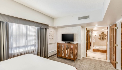 Premium Spa Suite, 1 King, Non-Smoking