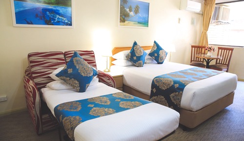 Habitación estándar, 1 cama de matrimonio con sofá cama