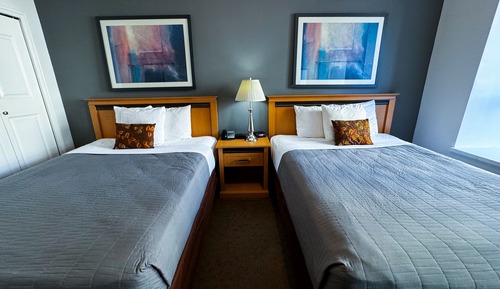 Habitación estándar doble, 2 camas de matrimonio (Rear Facing)