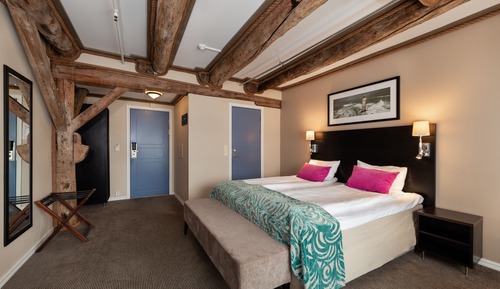 Habitación superior, 1 cama doble, no fumadores