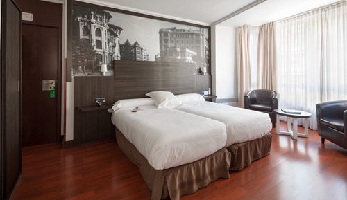 Habitación con 2 camas individuales