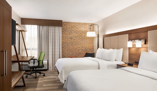 Habitación estándar, 2 camas de matrimonio (Communication, Accessible Tub)