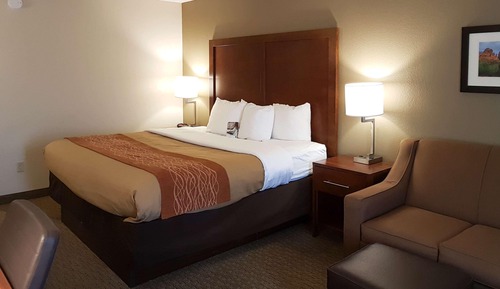 Habitación estándar, 1 cama de matrimonio grande con sofá cama, no fumadores