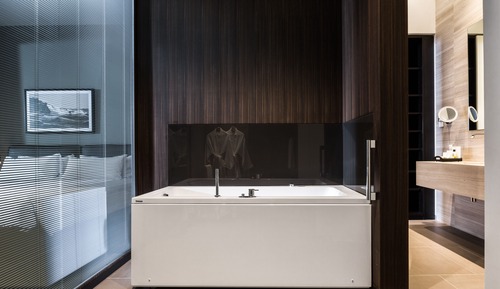 Suite (Ambassador)