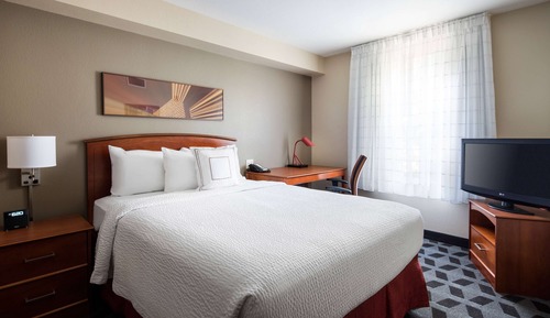 Suite, varias camas, accesible para personas con discapacidad (Mobility/Hearing Shower Two Bedrooms)