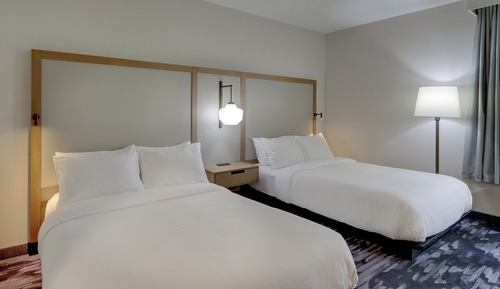 Habitación, 2 camas de matrimonio (Mobility Accessible, Tub)