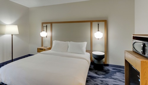 Habitación, 1 cama de matrimonio grande (Mobility/Hearing Access, Roll-In Shwr)