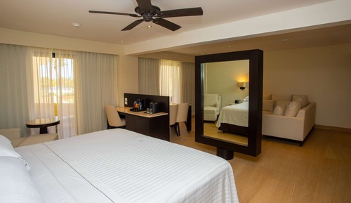 Suite junior, balcón