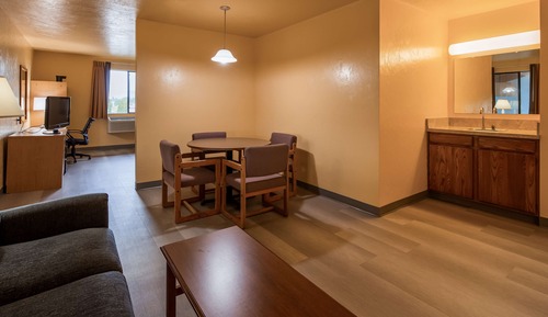 Suite, 1 cama de matrimonio, no fumadores (Separate Living Room;with Sofabed)