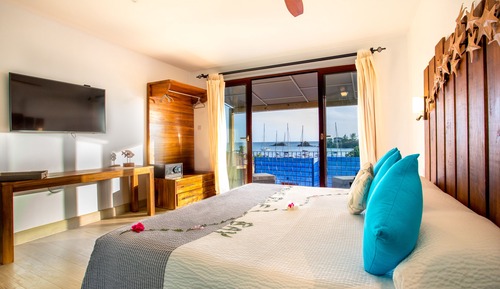 Cocoa Pod Suite