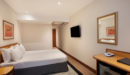 Standard com Cama Casal