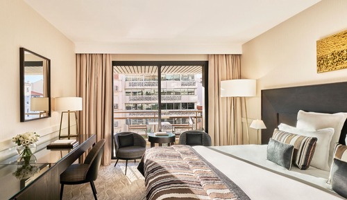 Habitación superior, terraza, vistas a la ciudad