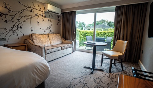 Habitación familiar doble, 1 cama de matrimonio grande con sofá cama