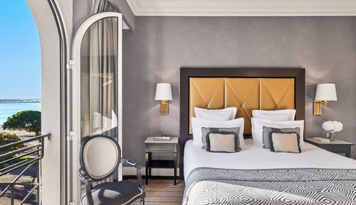 Habitación Deluxe, vistas parciales al mar