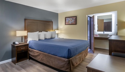 Habitación estándar, 1 cama de matrimonio grande, no fumadores, frigorífico y microondas