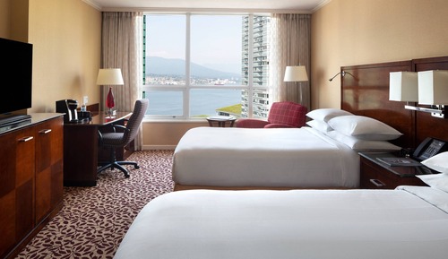 Habitación, 2 camas dobles, vistas al puerto