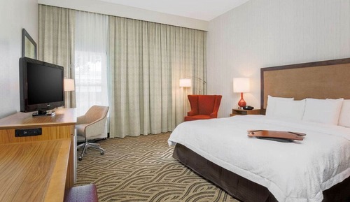 Habitación, 1 cama de matrimonio grande, accesible para personas con discapacidad, bañera