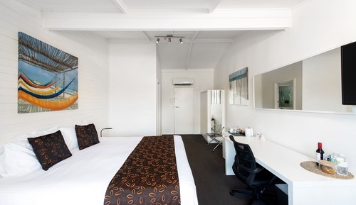 Habitación superior, vistas a la piscina