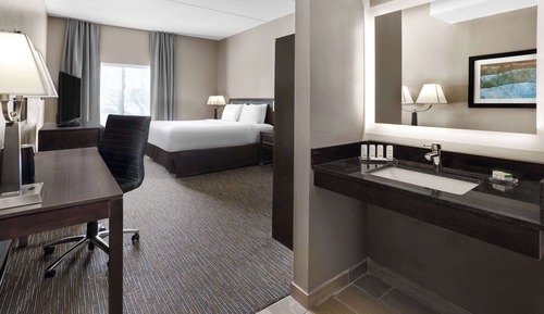 Habitación, 1 cama de matrimonio grande, no fumadores (Mobility, Bathtub w/ Grab Bars)