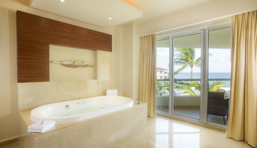 Superior Governor Suite - King Size Bed