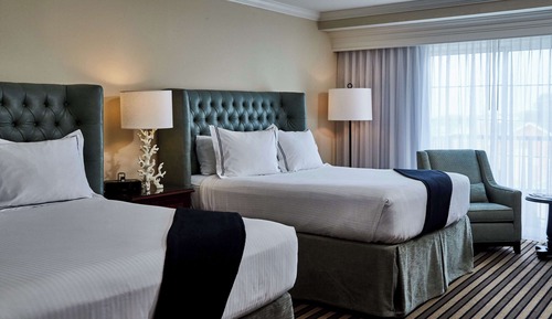 Habitación, 2 camas de matrimonio (Boardwalk Inn)