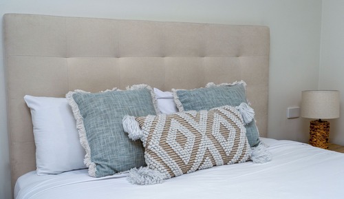 Habitación estándar con 2 camas individuales, varias camas