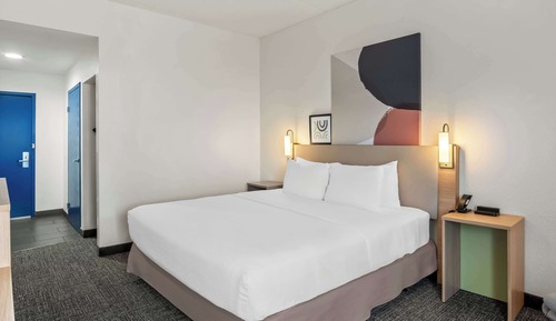 Habitación, 1 cama de matrimonio grande, accesible para personas con discapacidad, bañera