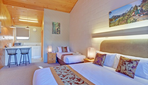 Habitación estándar con 1 cama doble o 2 individuales, no fumadores, cocina básica