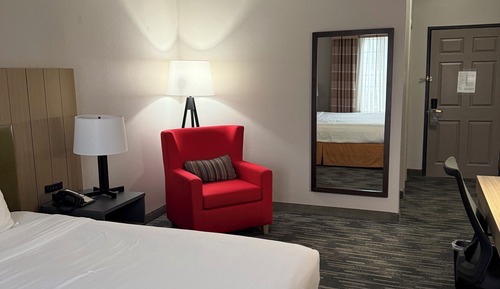 Habitación, 1 cama de matrimonio grande, accesible para personas con discapacidad (Non Smoking)