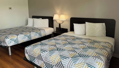 Habitación estándar, 2 camas de matrimonio, no fumadores